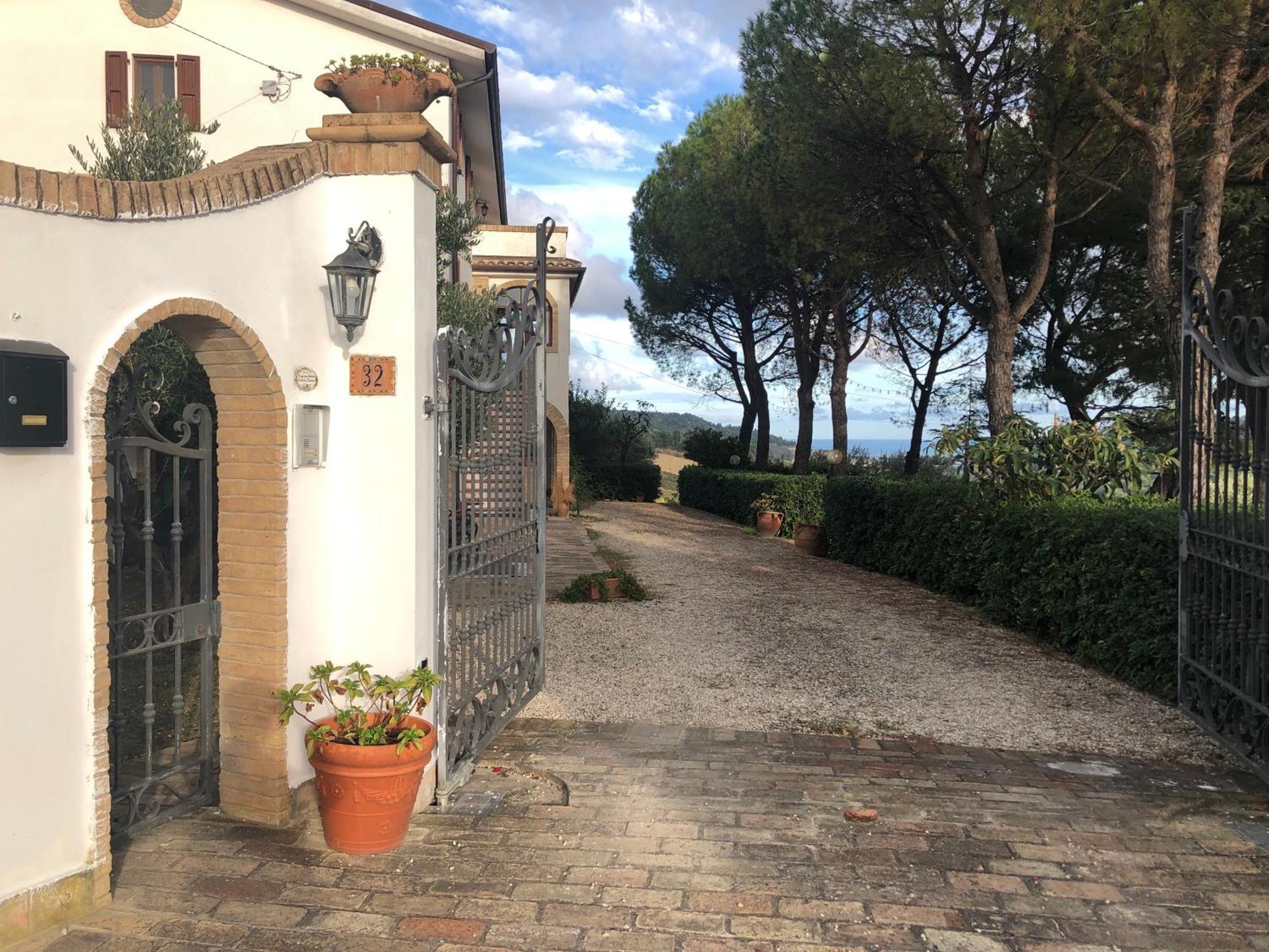 Casa Vacanze Cristina - Holiday House Apartment Ripatransone Luaran gambar